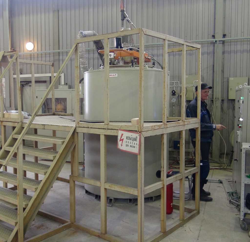 Шахтная электропечь для каталитического газового азотирования США 6.12/7 И2 производство ЗАО "Накал" - Промышленные печи" Шахтная электропечь для каталитического газового азотирования США 6.12/7 И2 производство ЗАО "Накал" - Промышленные печи"
